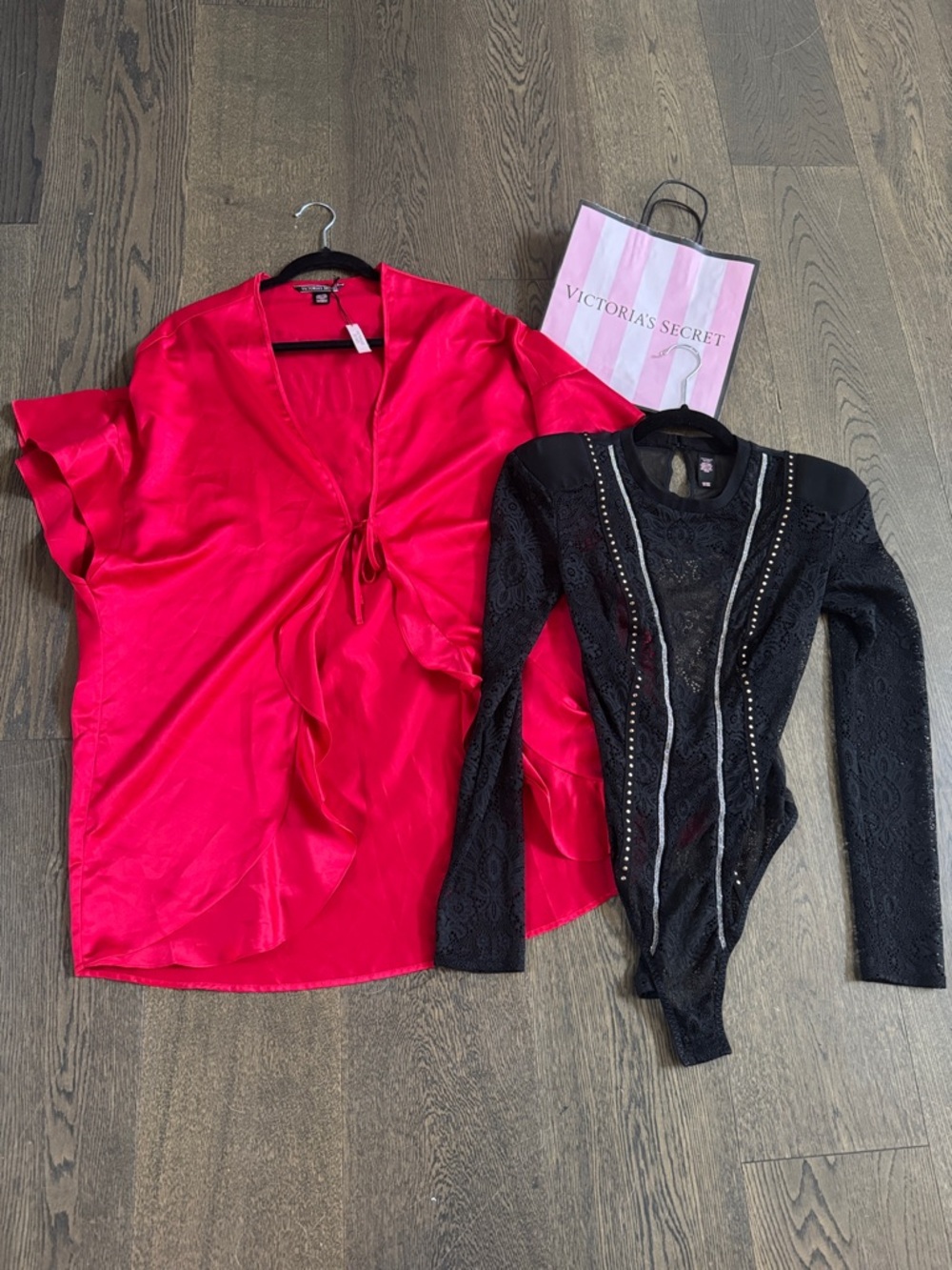 VICTORIA SECRET - 2 piece bundle: robe NWT & bodysuit NWOT